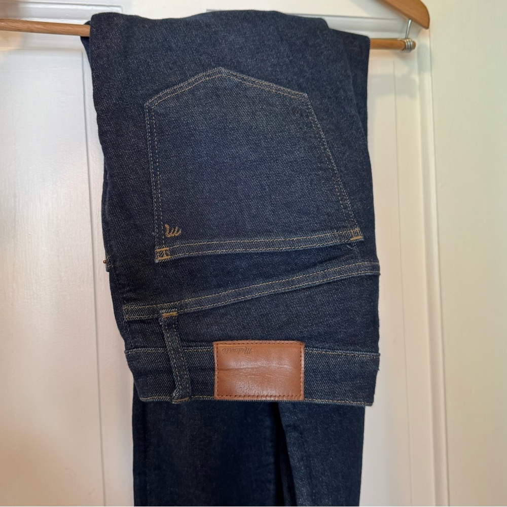 Madewell 9" High-Rise Skinny Jeans Size 26, Dark Blue - Picture 4 of 10